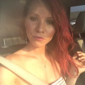 Meet your Posher, Candice